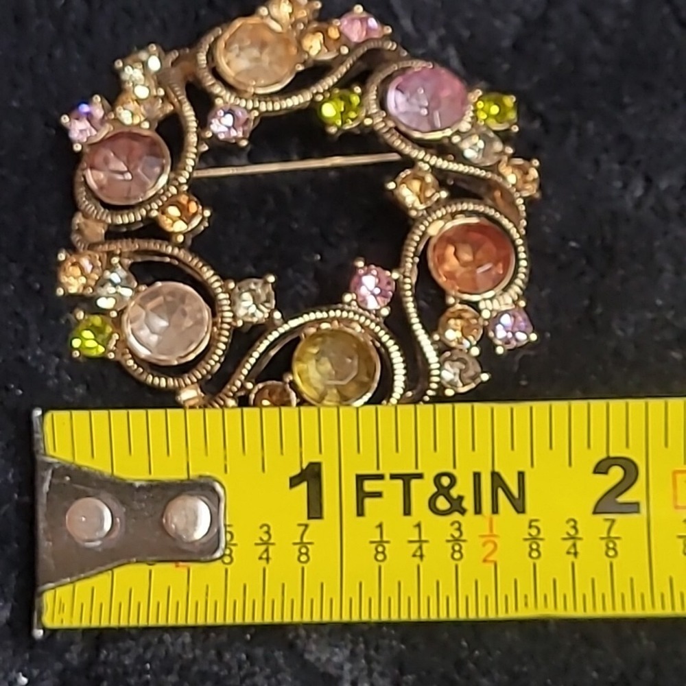 Monet Wreath Swirl Brooch Pin Gold-tone Rhinestones Vintage 1.75" - Picture 7 of 8
